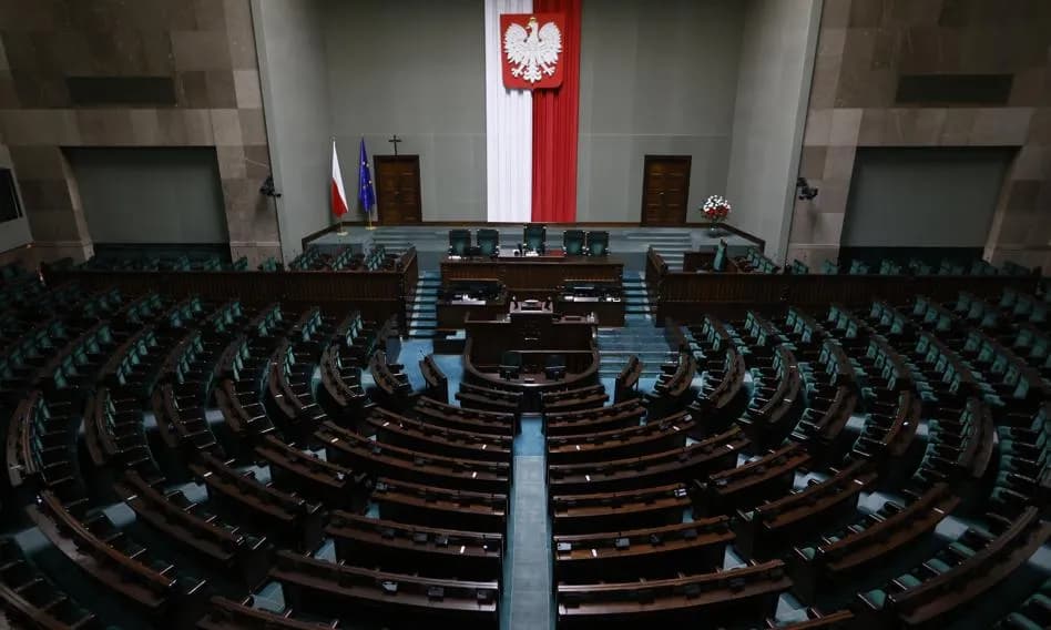 Kiedy pierwsze posiedzenie sejmu po wyborach? Ważne informacje i daty