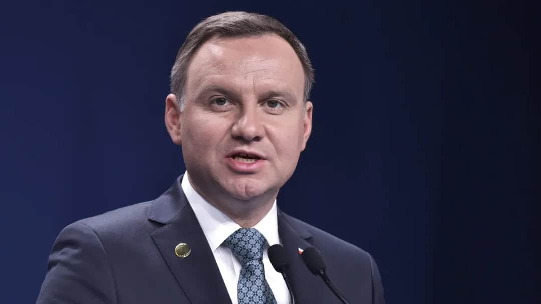 Kiedy prezydent podpisze ustawy? Poznaj kluczowe terminy i zasady