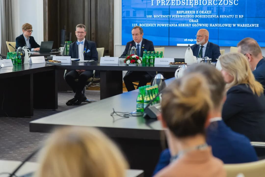 Co oznacza pojęcie senat? Rola i znaczenie w Polsce